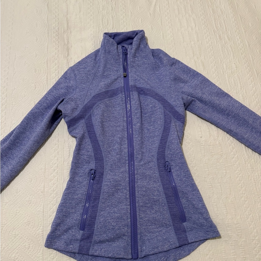 Lululemon define jacket Women’s size 2 in purple.